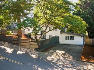 8801 NE 140th Pl, Bothell, WA 98034