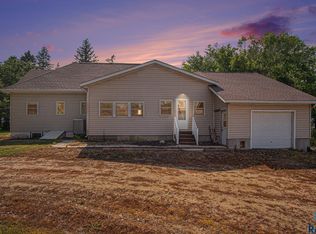 1904 81st St, Woodstock, MN 56186