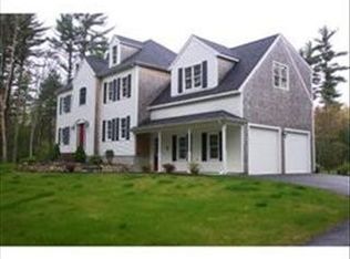 55 Pleasant St, Plympton, MA 02367