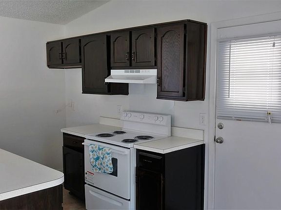 3rd image of 2510 Tupelo Ave