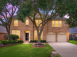 22 Crestview Trl, Houston, TX 77082
