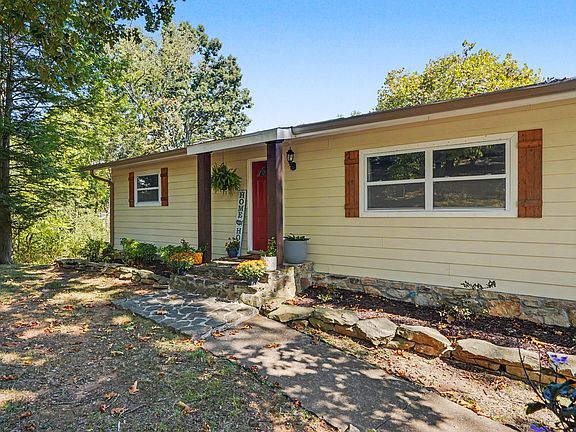 4th image of 3475 Lockwood Cir