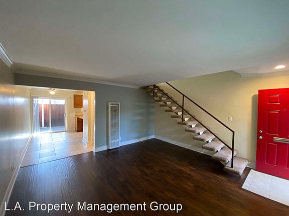 3rd image of 5619 Irvine Ave #3