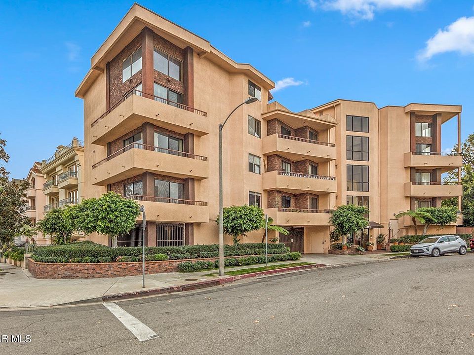 1st image of 10400 La Grange Ave APT 102