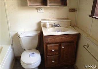 1st image of 9044 Waterfall Dr