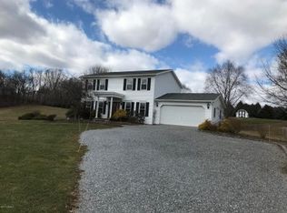 9 N Limestone Estates Ln, Milton, PA 17847