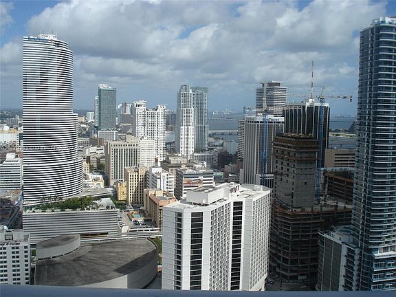 5th image of 500 Brickell Ave APT 2907