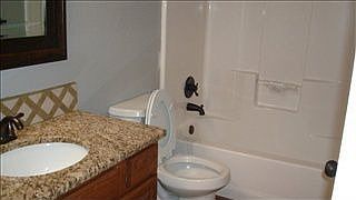 3rd image of 1032 Heather Dr