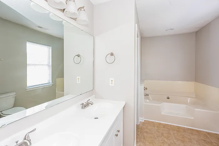 9039 Silver Coach Ln — Photo 7