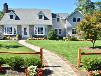 32 Woodland Dr, Fair Haven, NJ, 07704