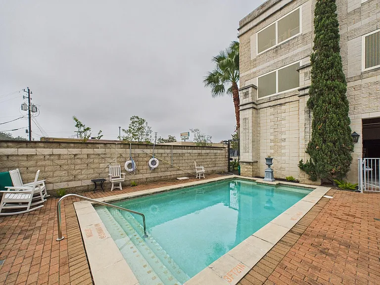 2520 Robinhood St #506 — Photo 41