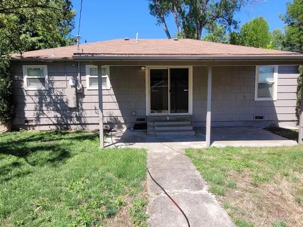 905 King St, Medford, OR 97501