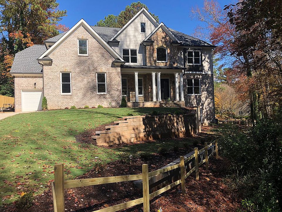 2nd image of 3592 Dexter Way
