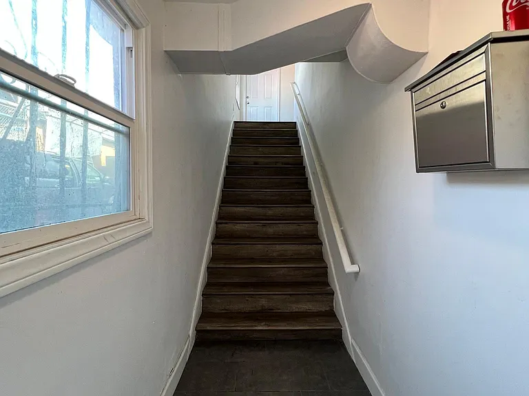 3835 Whittier Blvd #2 — Photo 3