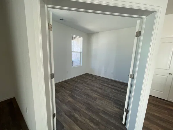 2371 Whistler Dr, Longmont, CO 80504