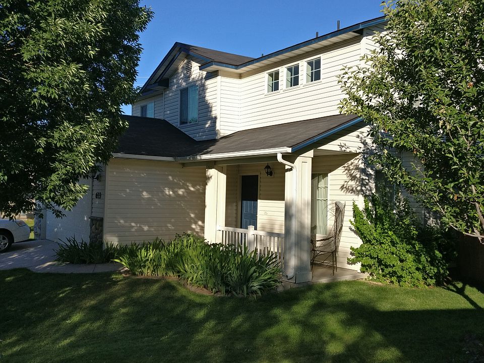 Wonderful Shaded Front Porch