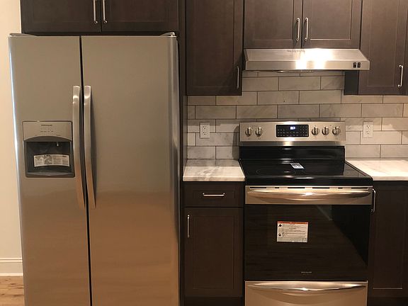 4th image of 1324 E Passyunk Ave #2B