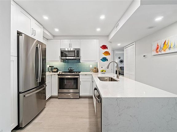 3rd image of 380 Seaview CT #1209