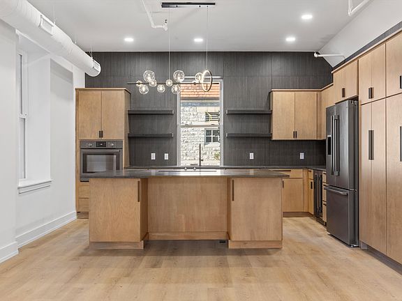 5th image of 713 Market St Suite 100