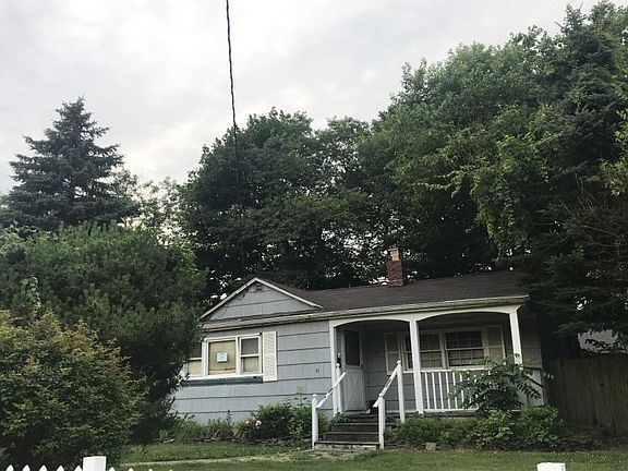 5th image of 111 Gleeland St
