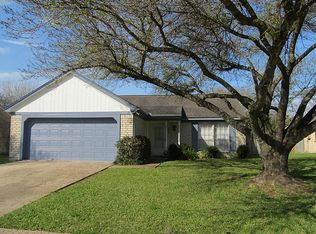 9807 Brookview Dr, La Porte, TX 77571