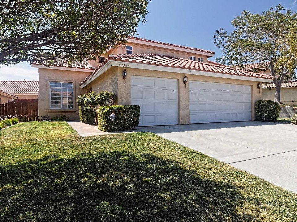 1st image of 13536 Lakeside Pl