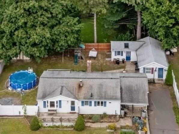80 Quartus St, Chicopee, MA 01013