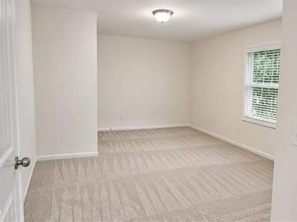 70 Somerset Dr, Franklinton, NC 27525
