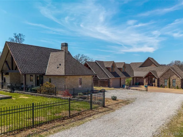 56281 E 305th Rd, Afton, OK 74331