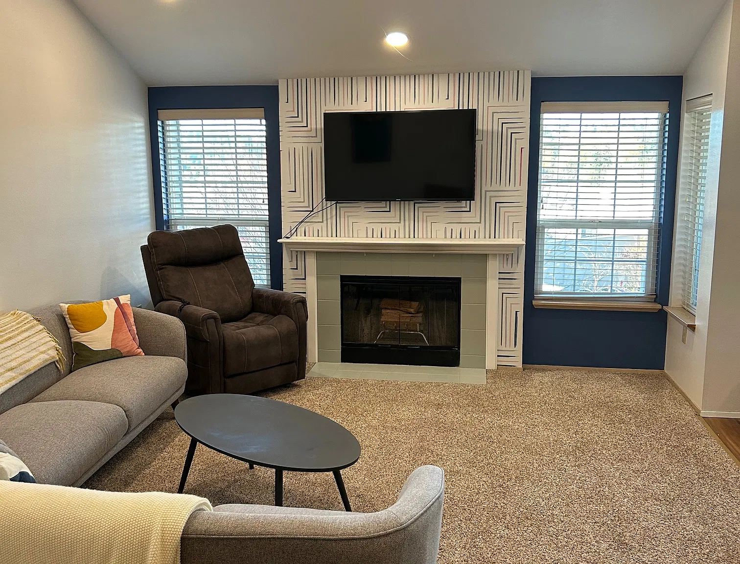 2 bed, 1018 sqft, $2,400 — Photo 2