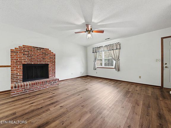 5th image of 4 Eleven Estates Dr
