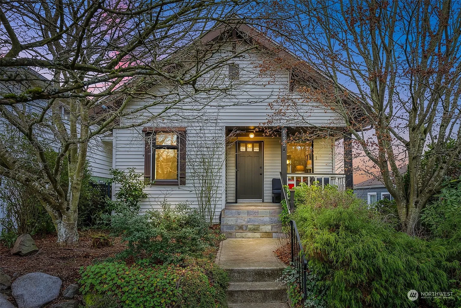 8222 15th Avenue NE photo 1