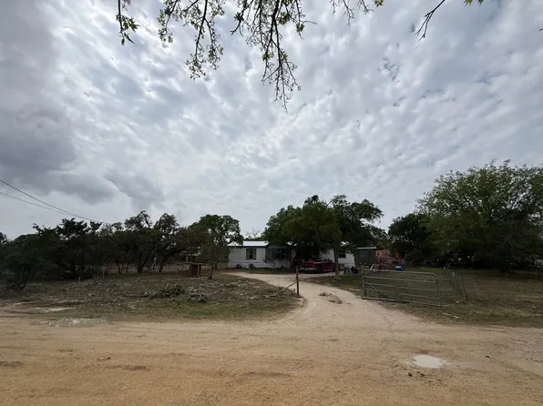 230 Saddle Dr, Spring Branch, TX 78070