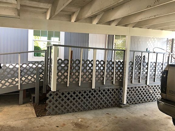 Front deck