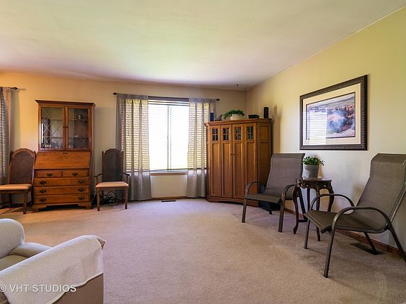 3rd image of 2350 Leeward Ln