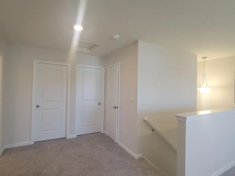 6724 Cardiff Dr — Photo 33