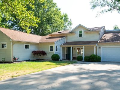 421 Maple Ave, Sheffield Lake, OH, 44054