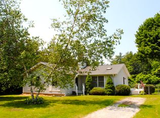 7 Maple St, Great Barrington, MA 01230