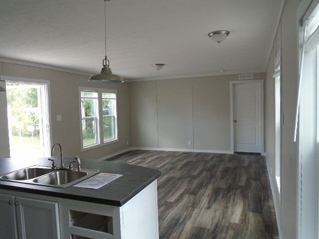 1st image of 2530 Percy Ave