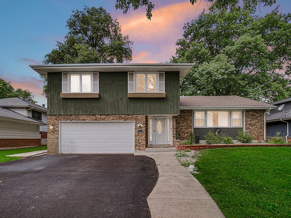 1st image of 17742 Larkspur Ln