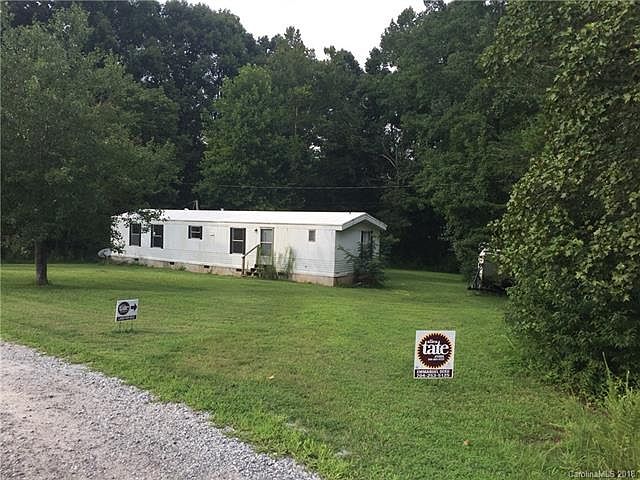 2nd image of 243 Eastport Ln