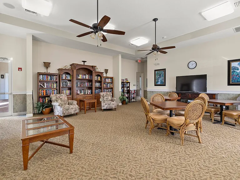 2101 Wingate Bnd — Photo 28