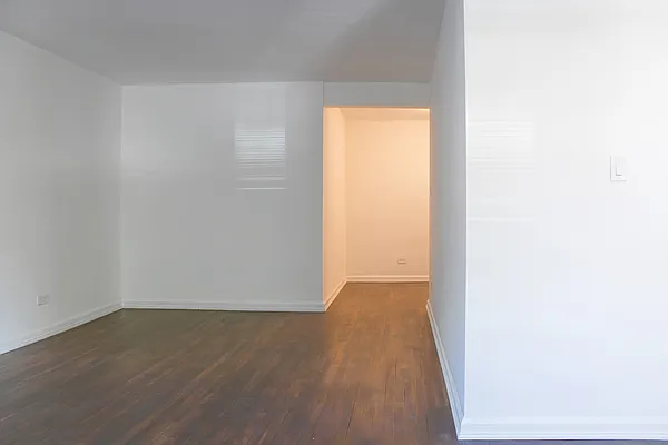 Sold by SW Realty Associates Inc | media 1