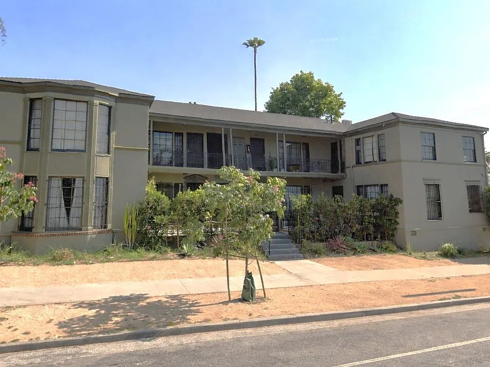 4950 Beverly Blvd #1/2