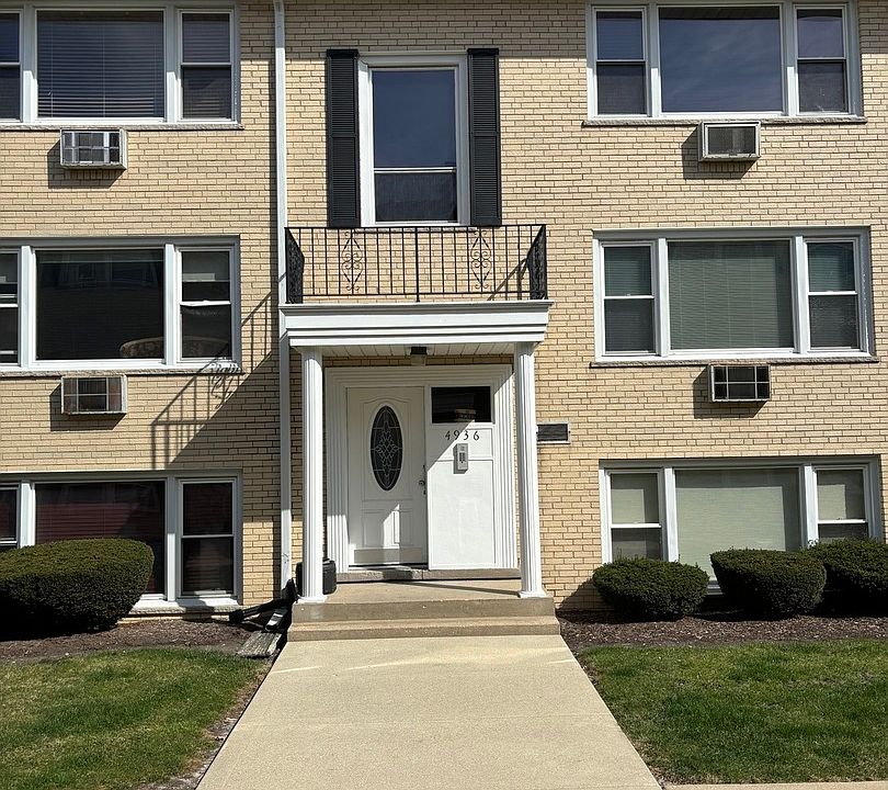 1st image of 4936 N Leonard Dr Unit 2A