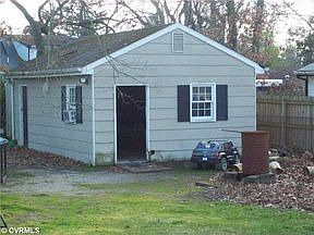 2nd image of 3306 Sussex Dr