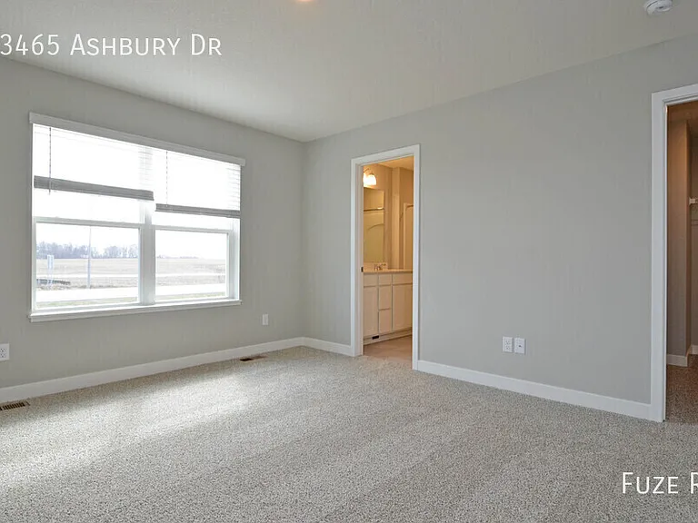 23465 Ashbury Dr — Photo 40