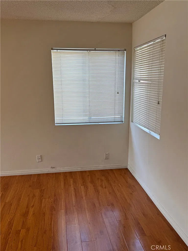 2 bed, 1242 sqft, $2,400 — Photo 1