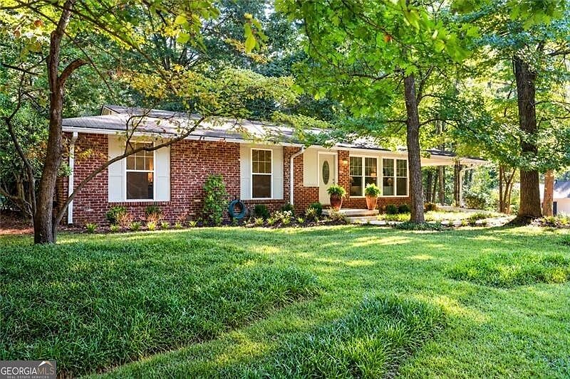 1st image of 1595 Delia Dr