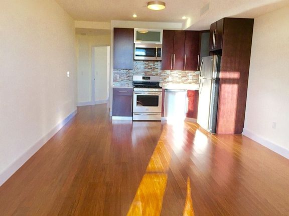 2nd image of 2532 30th Dr APT 4B